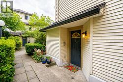 30 4311 SOPHIA STREET  Vancouver, BC V5V 3V6