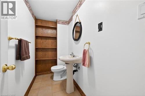 45 Ossington Drive, Hamilton, ON 