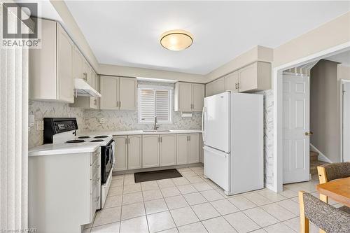 45 Ossington Drive, Hamilton, ON 