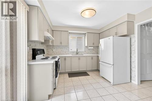 45 Ossington Drive, Hamilton, ON 