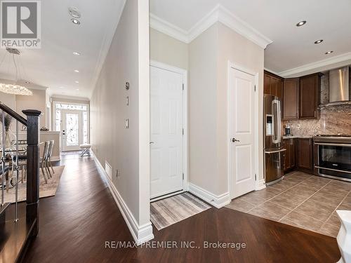 6 Lockburn Crescent, Brampton, ON 