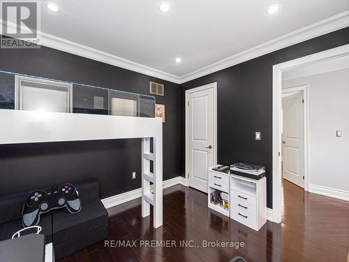 6 Lockburn Crescent, Brampton, ON 