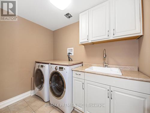 6 Lockburn Crescent, Brampton, ON 