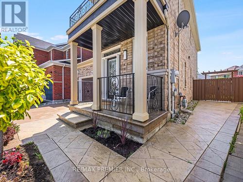 6 Lockburn Crescent, Brampton, ON 