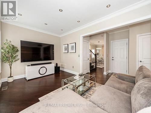 6 Lockburn Crescent, Brampton, ON 