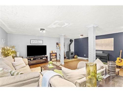 160 Tilley Dr, Fredericton, NB 