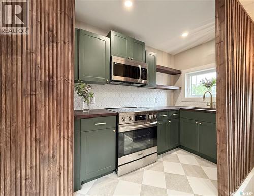 2471 Broder STREET  Regina, SK S4N 3T1