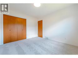 Upstairs Bed 3 - 