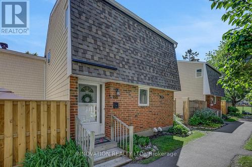 239 SALTER CRESCENT  Ottawa, ON K2K 1Z2
