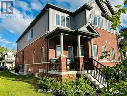 UPPER LEVEL - 35 BRIXHAM LANE Brampton, ON L7A 5K2