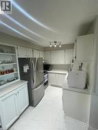 225 HARVARD Place Unit# 1505 Waterloo, ON N2J 4H4