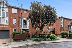 372 LISGAR STREET  Ottawa, ON K2P 2J3