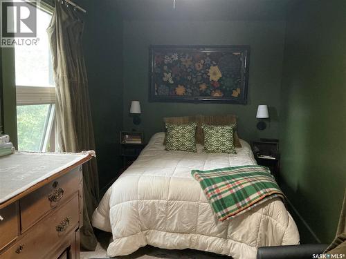 325 Centre Street, Coronach, SK 