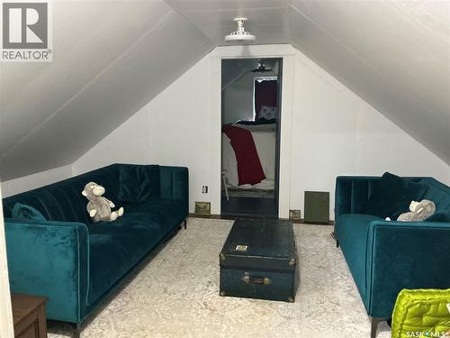 325 Centre Street, Coronach, SK 
