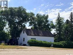 325 Centre STREET Coronach, SK S0H 0Z0