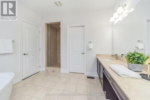 16 Lyle Way, Brampton, ON 