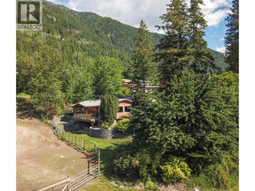 633 Jorgensen Road, Nelson, BC 