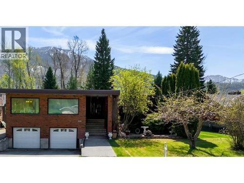 1698 McKenzie Road  Fernie, BC V0B 1M5