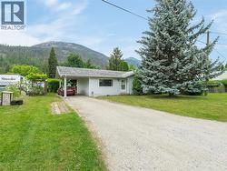 507 Arthur Street Slocan, BC V0G 2C0