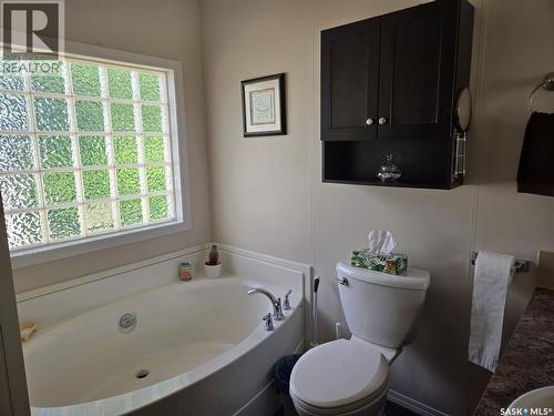 29 Sunrise Estates, Assiniboia, SK 