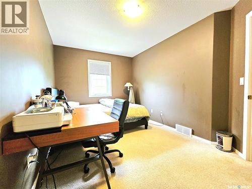 10 410 Keevil Crescent, Saskatoon, SK 