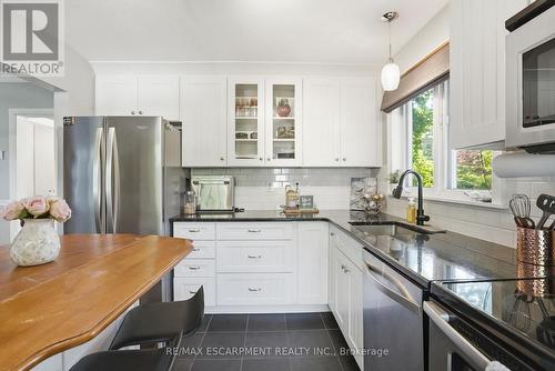 613 Clark Avenue, Burlington, ON 