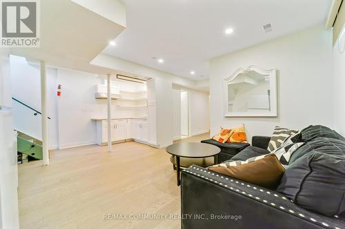 856 Kennedy Road, Toronto, ON 