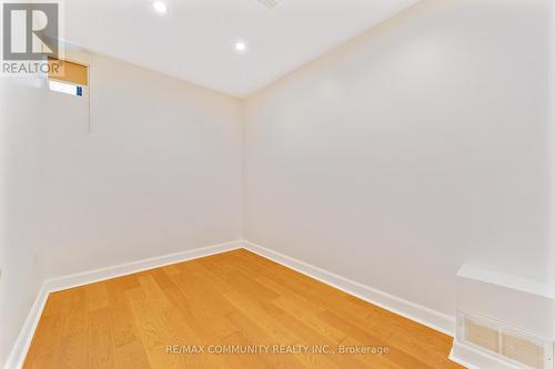 856 Kennedy Road, Toronto, ON 
