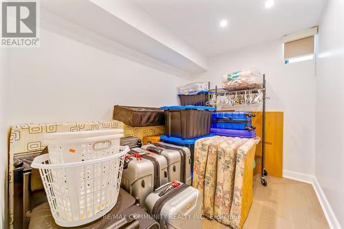 856 Kennedy Road, Toronto, ON 