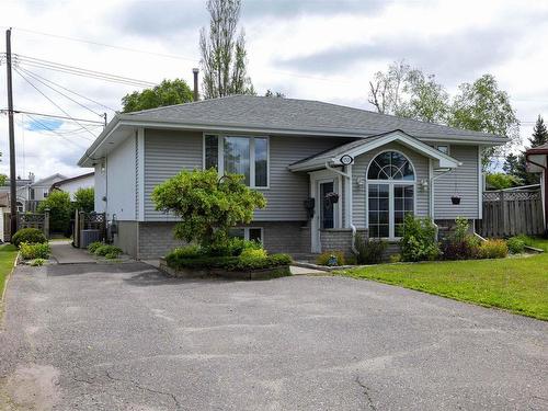 153 Theresa Street  Thunder Bay, ON P7A 5P6