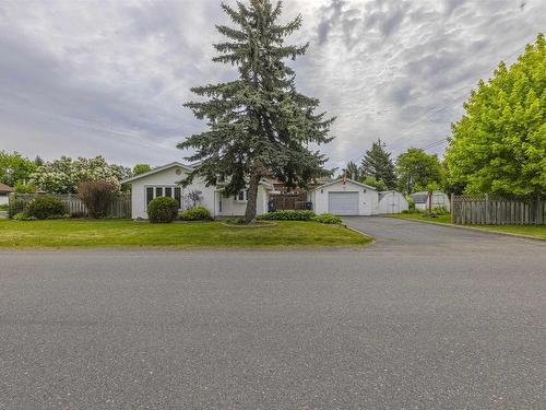 1106 CRAWFORD Avenue  Thunder Bay, ON P7E 3C9