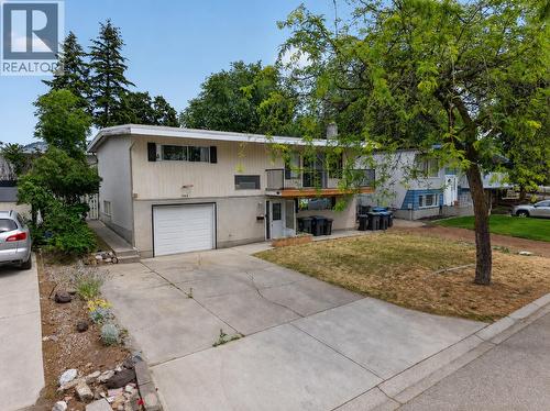 1480 Leaside Avenue  Kelowna, BC V1Y 3X5