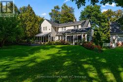74 HOWARD AVENUE Oakville (Oo Old Oakville), ON L6J 3Y5