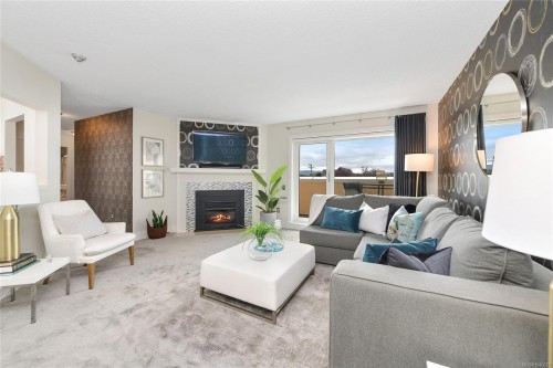 #301-2490 Bevan Ave, Sidney, BC 