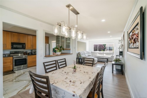 5954 Broadway Rd, Nanaimo, BC 
