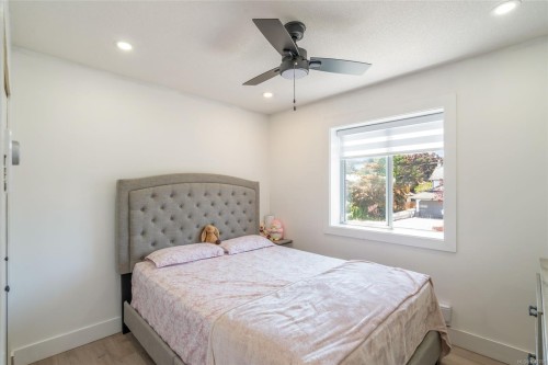 5954 Broadway Rd, Nanaimo, BC 