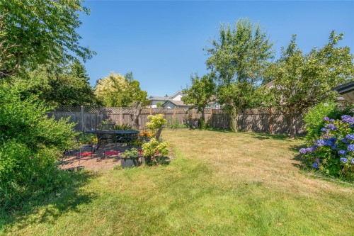 5954 Broadway Rd, Nanaimo, BC 