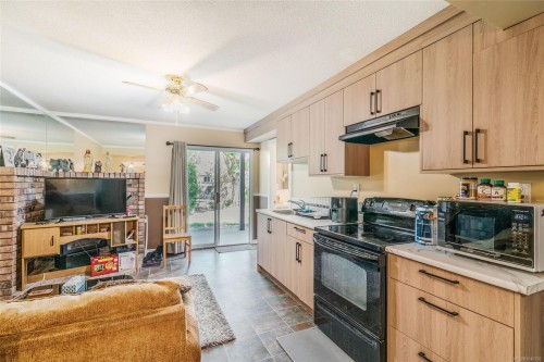 5954 Broadway Rd, Nanaimo, BC 
