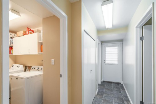 5954 Broadway Rd, Nanaimo, BC 