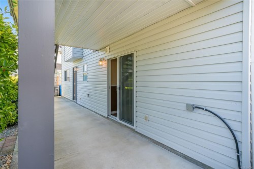 5954 Broadway Rd, Nanaimo, BC 