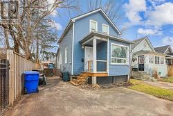 18 LINWOOD STREET St. Catharines, ON L2R 1H3