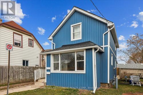 19 SENECA STREET  St. Catharines, ON L2R 2V1