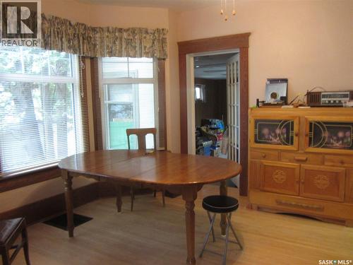 914 Victoria Avenue, Saskatoon, SK 