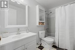4-pc bathroom - 