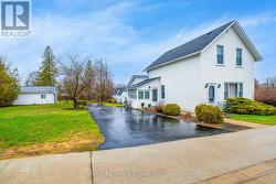 12 NORTH STREET Kawartha Lakes (Fenelon Falls), ON K0M 1N0