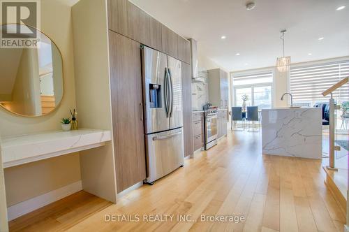 992 Baseline Road E, Ottawa, ON 
