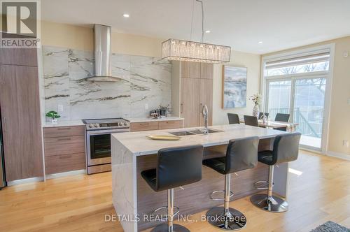 992 Baseline Road E, Ottawa, ON 
