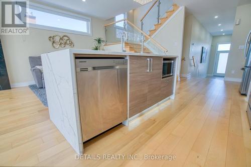 992 Baseline Road E, Ottawa, ON 