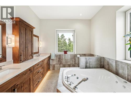 935 Eagle Place, Osoyoos, BC 