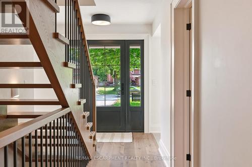 727 King Road, Burlington, ON 